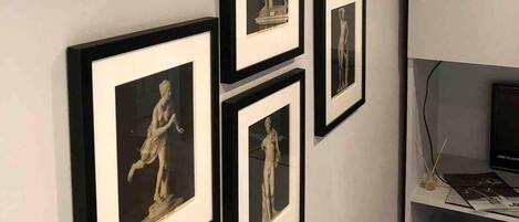 Apartment, Multiple Beds