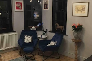 Appartement, Meerdere bedden | Woonkamer
