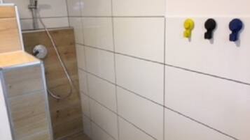 Dusche, Haartrockner, Seife