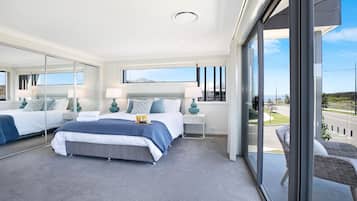 4 bedrooms, travel cot, WiFi, bed sheets