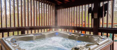 Bain à remous extérieur