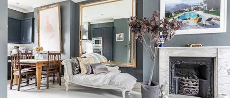 智能電視、壁爐