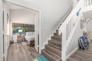 3 bedrooms, desk, iron/ironing board, travel cot