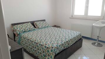 3 Schlafzimmer, schallisolierte Zimmer, Bügeleisen/Bügelbrett, WLAN