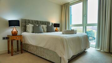 Căn hộ Cao cấp | 2 phòng ngủ, bộ trải giường bằng vải cotton Ai Cập