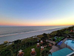 室内游泳池，恒温泳池