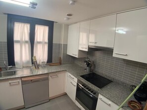 Fridge, microwave, oven, stovetop - Jiloca Valley (Calatayud)