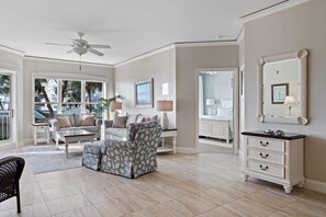 Smart TV - Wonderfully Updated Two Bedroom Condominium with Ocean Views! (Hilton Head)