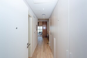 Interior entrance - Brand new Studio With Balcony at Park View (Dubai)