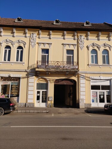 Sandor Central Studio Apartment