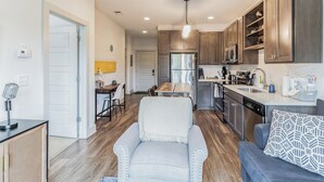 Condo, 1 Queen Bed with Sofa bed, Kitchen | Private kitchen - Music City Retreat (Nashville)