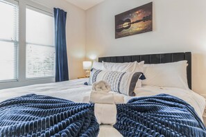 Condo, 1 Queen Bed with Sofa bed, Kitchen