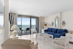 Smart TV, books - ~Beach Front Bliss~ Oceanfront Condo with a Pool (Myrtle Beach)