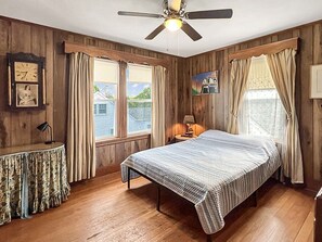 4 Schlafzimmer, Schreibtisch, kostenloses WLAN, Bettwäsche