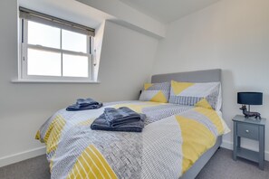 2 chambres, fer et planche Ă repasser, Wi-Fi gratuit, draps fournis