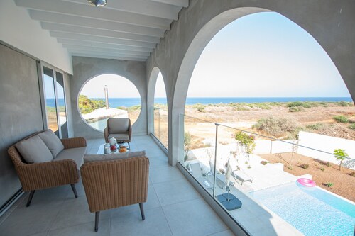 Protaras Art House By The Sea