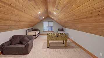 Spielezimmer