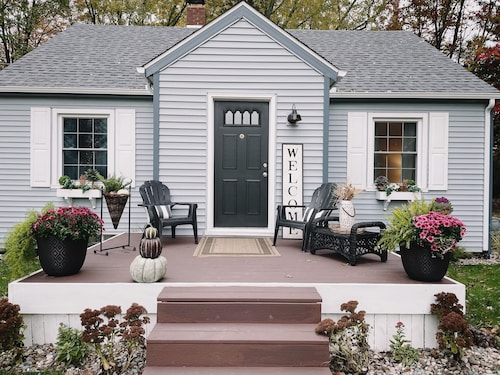 Come Visit our Bungalow in the Pines!