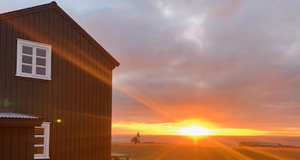 Panoramic Views- Nature- Northern lights cottage- NO 1- in Iceland.