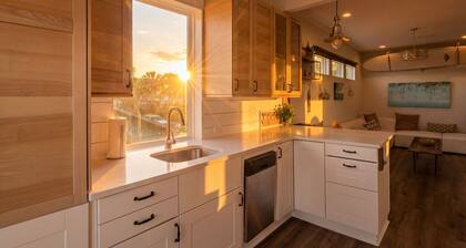 Large Pool. Private Beach Path. Vilano Beach House Closest to Historic St. Aug.
