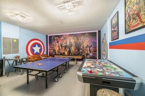 Spielezimmer