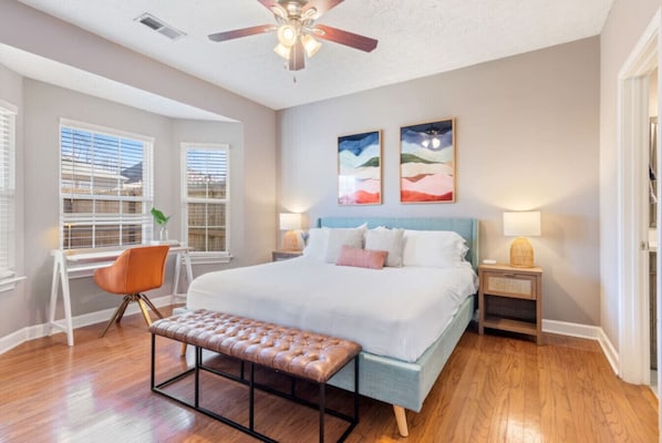 4 bedrooms, desk, iron/ironing board, travel crib