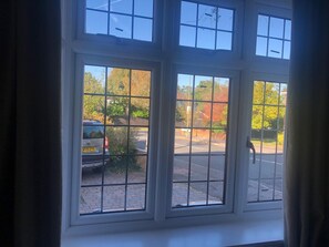 Apartment, 1 Queen Bed | Interior