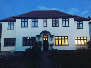 Apartment, 1 Queen Bed | Exterior