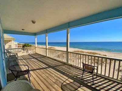 Beach front w/ Pools/Tennis/Pickleball
