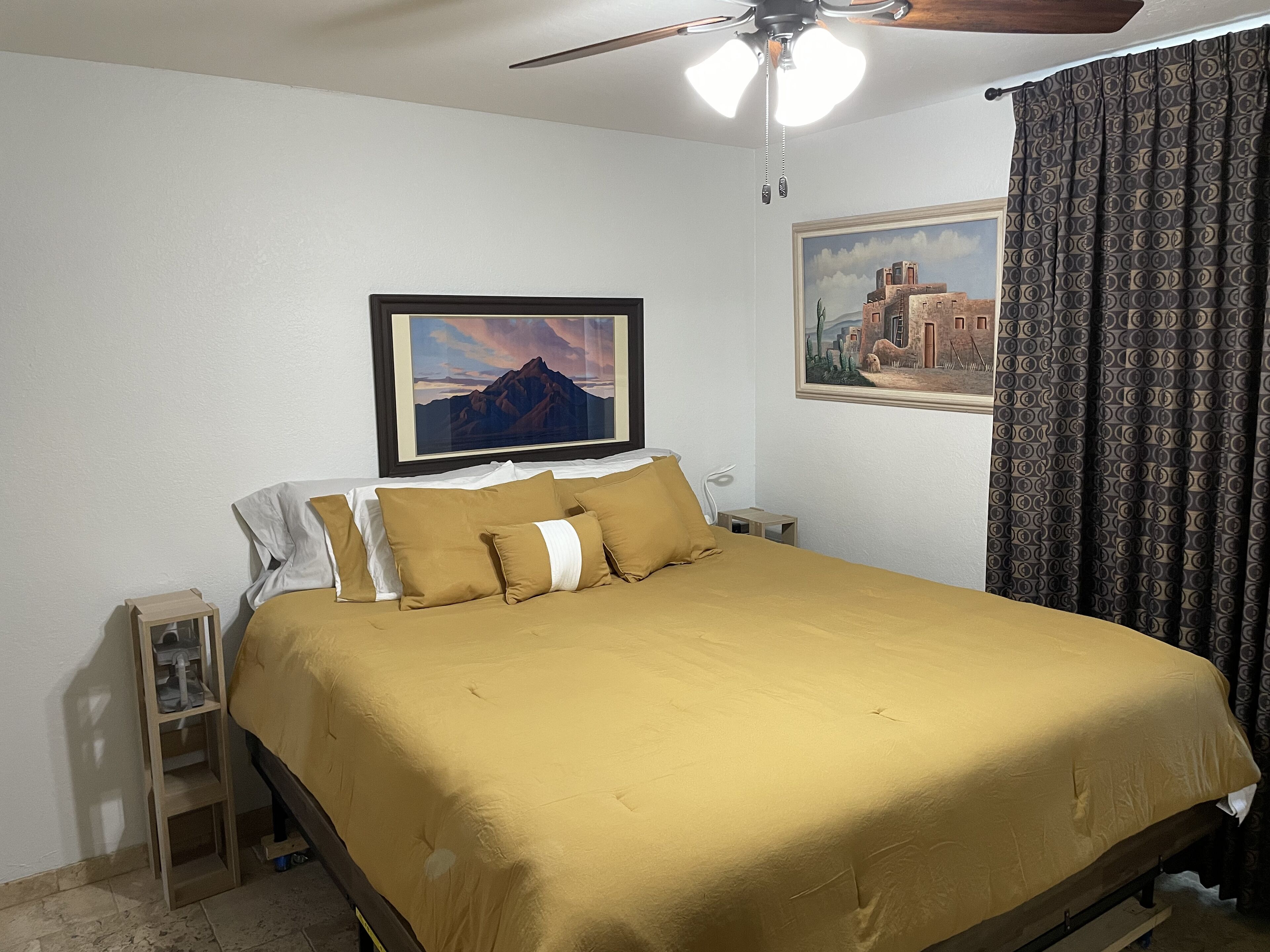 N.PHX-Apt-KingBed-Poolside View-MthlySave$$$