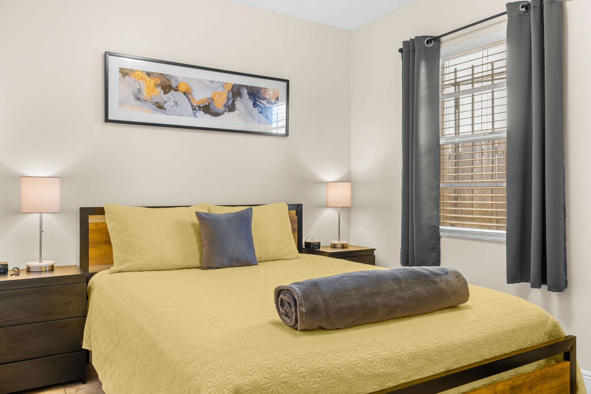 2 chambres, bureau, fer et planche à repasser, Wi-Fi gratuit