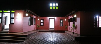 Vintage Farmhouse for Group Travellers