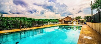 Holiday Shores 21 - Perfect lakeview villa to spend some quality family time!