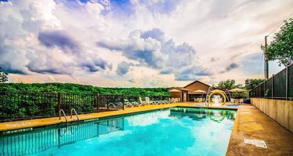 Holiday Shores 21 - Perfect lakeview villa to spend some quality family time!