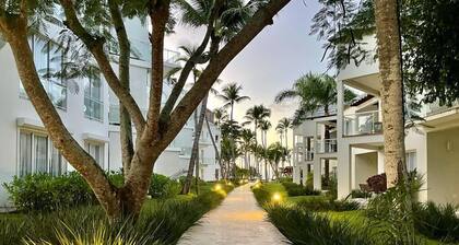 Beautiful new Condo at coson bay