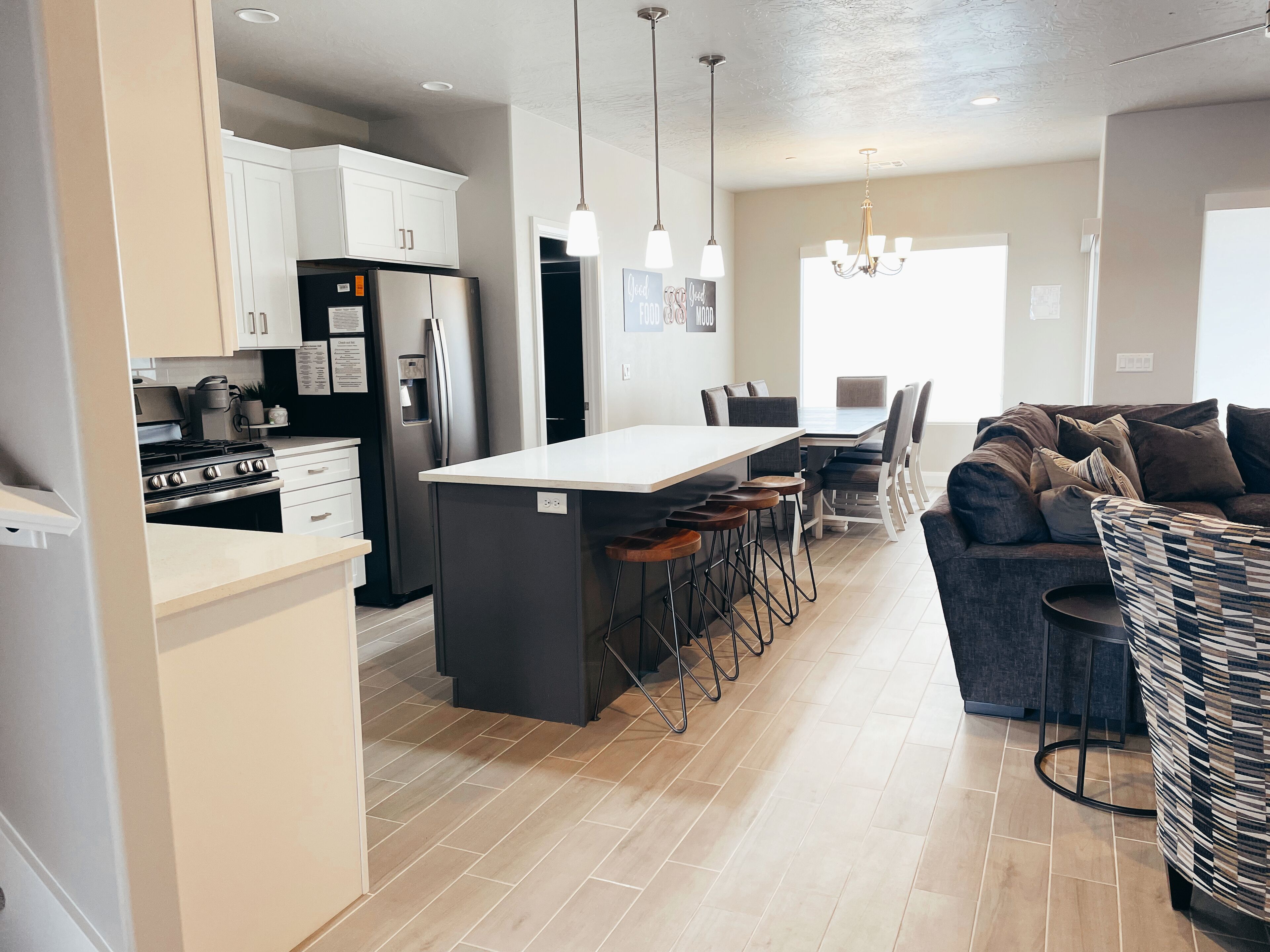 Great NEW Townhouse! sleeps 12!