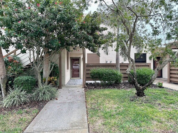 Imagen sin descripción, 1 de 48, botón