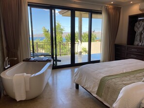 1 slaapkamer, een strijkplank/strijkijzer, gratis wifi, beddengoed