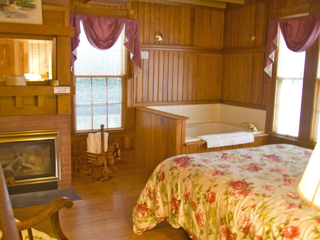 6 chambres, bureau, Wi-Fi, draps fournis