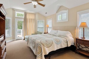 6 habitaciones, tabla de planchar con plancha, wifi y ropa de cama 