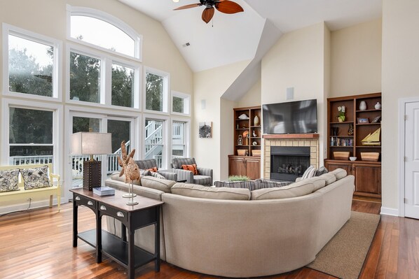 TV, DVD player, stereo