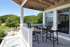 Outdoor dining - 40-Love is a:  Soundfront | Private Pool | Spa (Corolla)