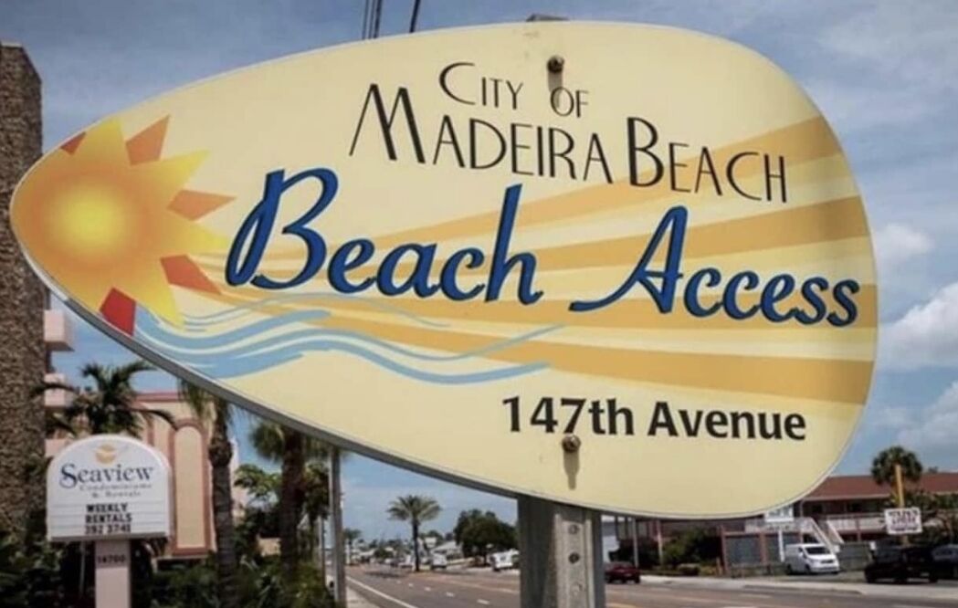 Strandschild für Madeira Beach, 147. Straße.