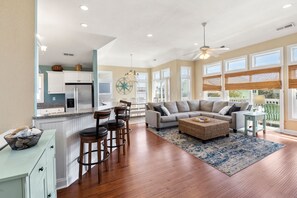 TV, lettore DVD, impianto stereo