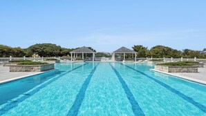 A heated pool - A Ruff Life: Saltwater Pool, Hot Tub, 500 ft. to the Beach, Dog-friendly (Corolla)