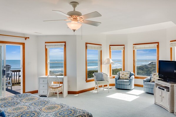 4 habitaciones, tabla de planchar con plancha, wifi y ropa de cama 