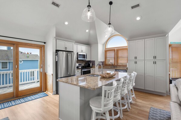 Fridge, microwave, oven, stovetop - E=M(Sea)2: Private Pool & Hot Tub, Rooftop Deck w/ Ocean View, Pet-friendly (Corolla)