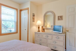 7 habitaciones, tabla de planchar con plancha, wifi y ropa de cama 