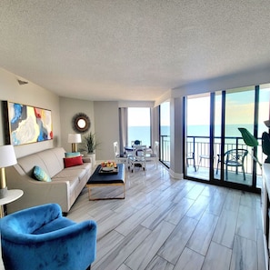 Smart TV - 1510 Pearl on the Beach. Pet Friendly. Oceanfront. (Myrtle Beach)