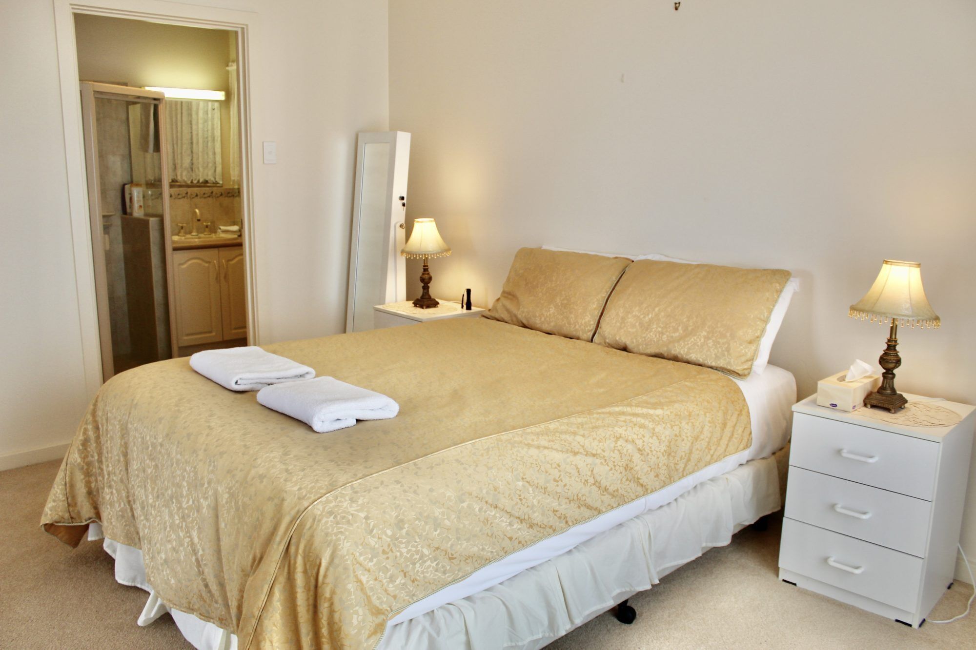 Villa Marie: 3 Bedrooms Family Friendly | Walk to the Beach + Sea View | Pets Welcome (Outdoors) | BBQ Patio | — image 11